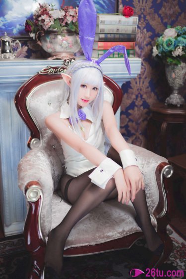 双性精跪趴灌满H室友